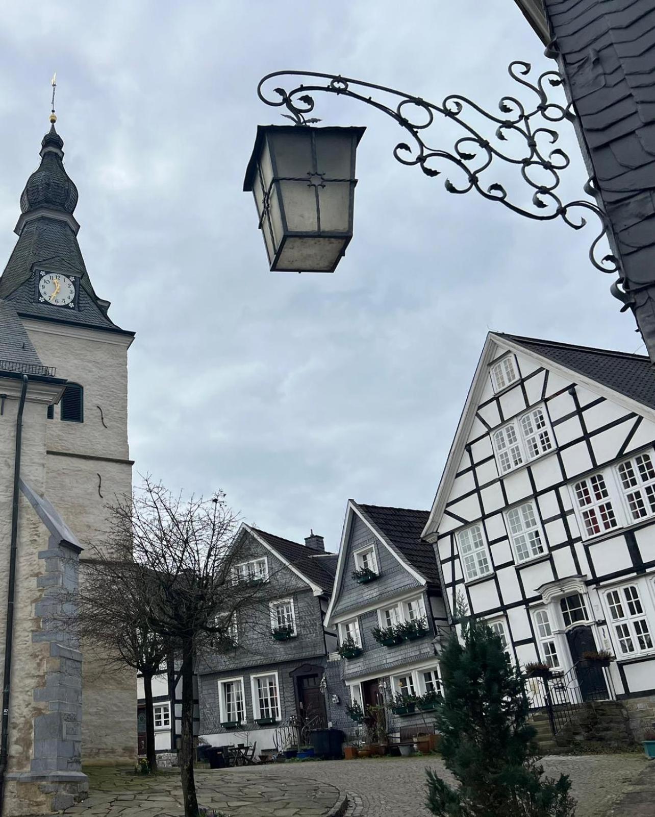 شقة 100M E-Ladestation - Max 4 Pers - Duesseldorf - Ruhrgebiet - Pilgerstaette فلبرت المظهر الخارجي الصورة